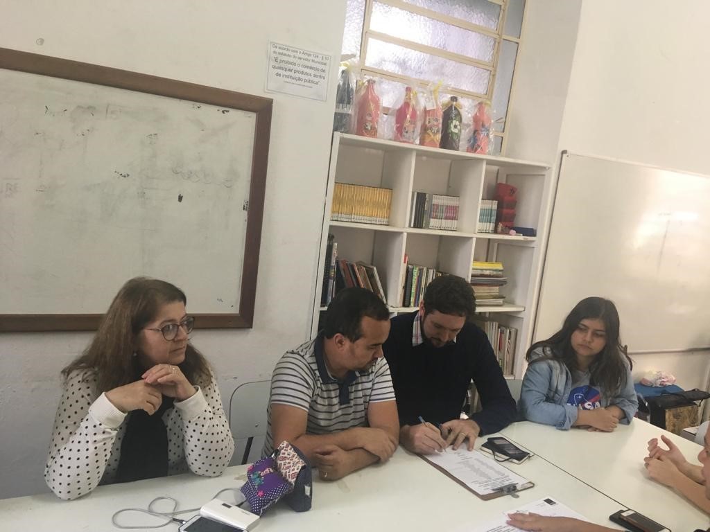 Imagem 2 da notícia: Comissão de Educação e Cultura realiza reunião com equipe do Executivo